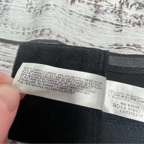 Wacoal 32DD Staying Power Wire Free Strapless Bra Black 854372 NEW - Picture 8 of 11